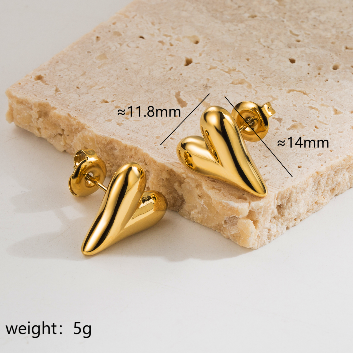 Aretes Love