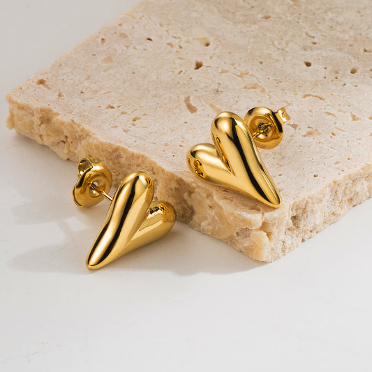 Aretes Love